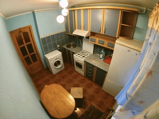 4кім квартира на Металургів на 1 поверсі Сумы