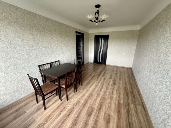 Продається 3 кімнатна квартира вул.Степана Бандери - фото 1