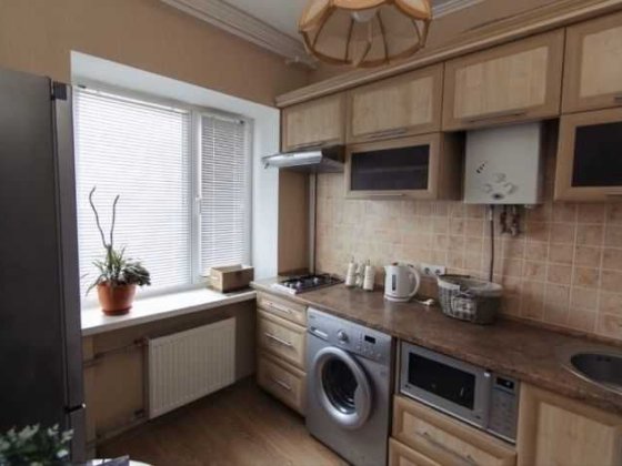 Продаж 1-кімнатної квартири вул. Троїцька (р-н парку Казка) Суми