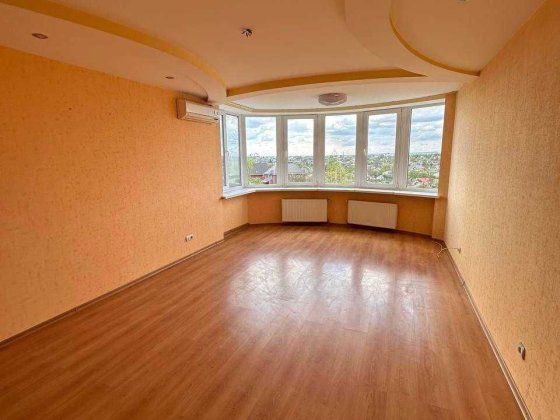 Продаж 2-кімнатної квартири в центрі. А/О, єВідновлення Сумы