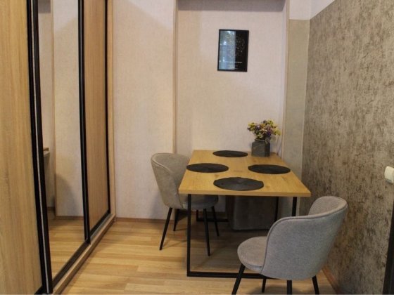 V 1-кімнатна біля Пивзаводу — заїжджай і живи! Рівне