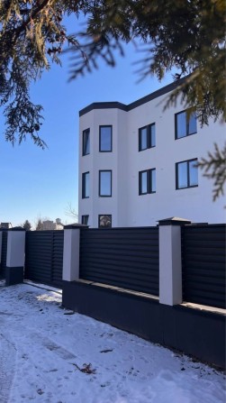 Простора квартира з власним гаражем Басів Кут.Є Оселя підійде. - фото 1