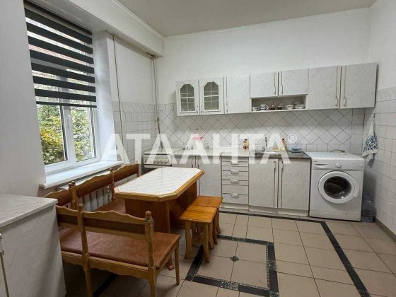 3-кім. в топовій локації вул. Чехова. Перший поверх, 80 м² Черновцы