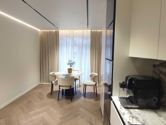 Продаж 2 кімн.квартири. Новобудова, без ремонтів. Парк. Набережна. Ужгород