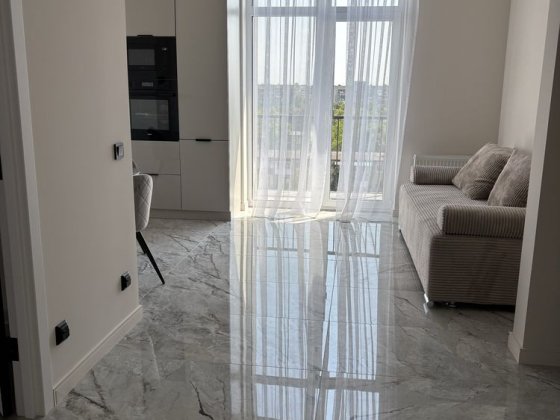 Продаж 1,5 кімнатної квартири з ремонтом 55 м2 у ЖК City Lux, Центр Ужгород