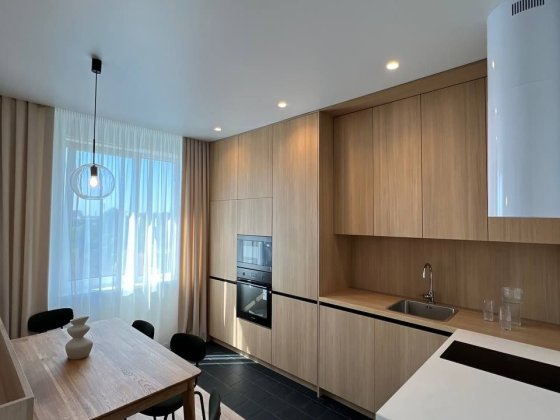 Продаж 1.кім.квартири в центрі міста Ужгород