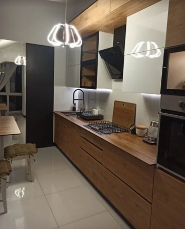 Продаж 3к квартири 103 кв. м на вул. Лозовецька - фото 1