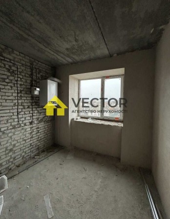 1кім квартира 44м2 у Новому Будинку з Комунікаціями. Зручний 3 поверх - фото 1