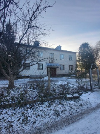 Продам 3-кімнатну квартиру (є підвал, огороджена територія, сад) - фото 1