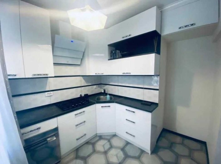 Продаж 3-кімнатної квартири по вул.Лихвинська Стінка (Гамалія) - фото 1