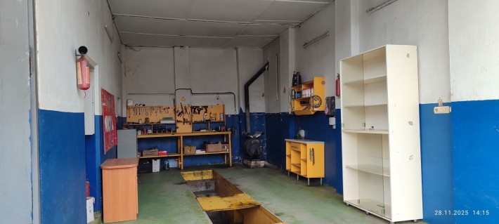 Гараж сто з ямою та опаленням, приміщення ,подобова оренда - фото 1