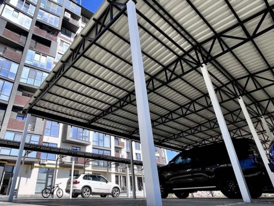 Здам паркомісце під накриттям, центр -1000 грн. Хмельницький