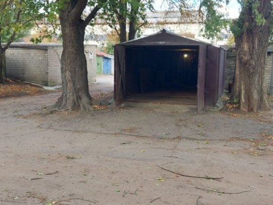 Металический гараж по В.Пугачова. Кременчук