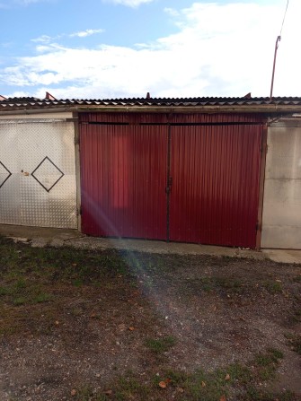 Гараж (без ями) в центрі міста по вулиці 29 березня - фото 1