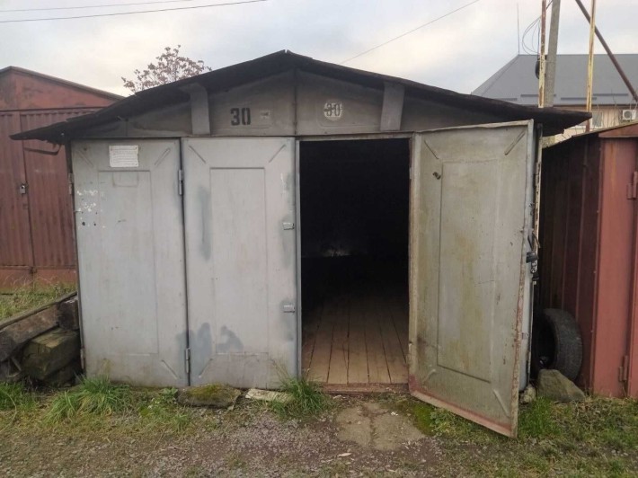 В оренду Гараж  кооп коло П"яного базару перший ряд - фото 1
