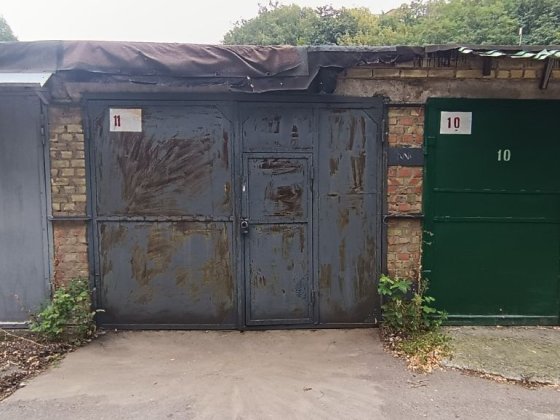 Сдам гараж в аренду  м. Либідська Киев