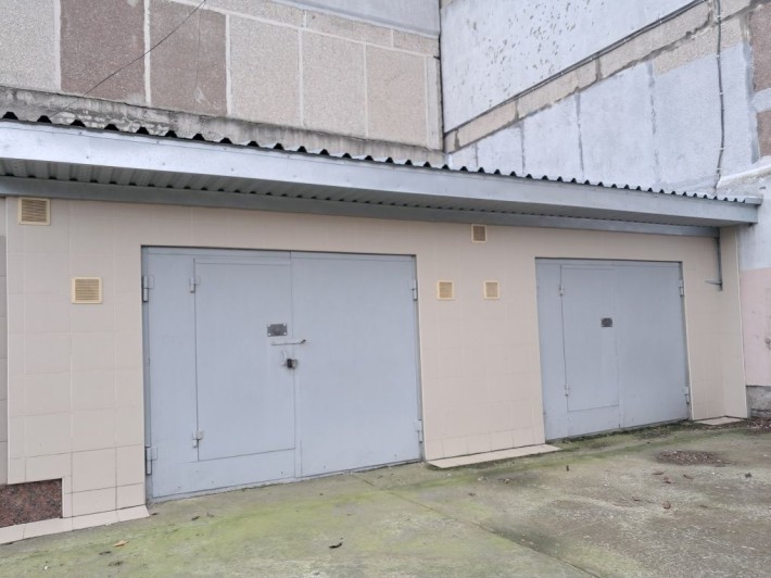 Продам два гаражі, р-н Полтавська - фото 1