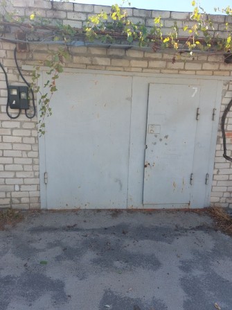 Гараж капитальний в Лісках - фото 1