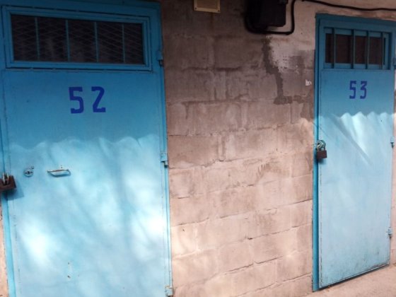 Продам 2а бокса,11 причал/Вырва/