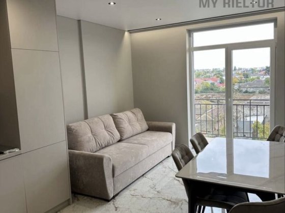 Продаж однокімнатної квартири по вул. Радіщева Ужгород