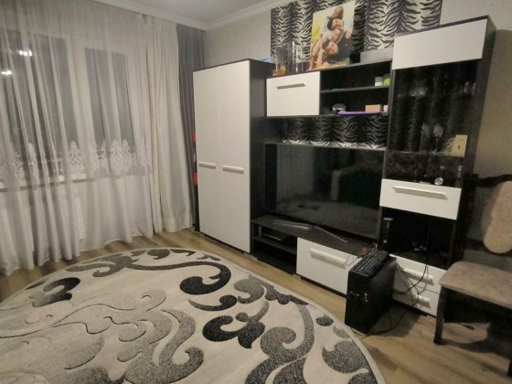 Продається 3-х кімнатна квартира з ремонтом р-н Гравітон Черновцы