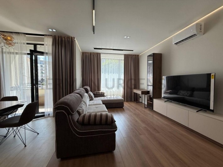 Продаж 2к квартири 74 м.кв / ЖК Residents Park - фото 1