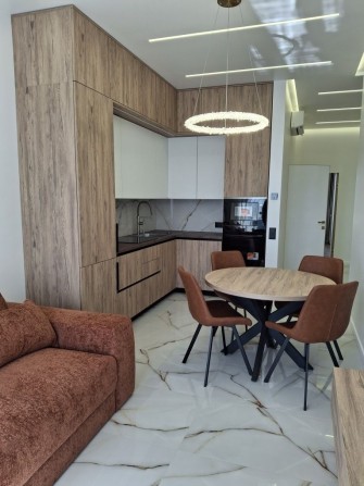 Продам дуже гарну 2 кім в найкращому комплексі міста - фото 1