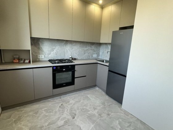 Продається 1 кім квартра/ Богомольця/Новобудова Ужгород