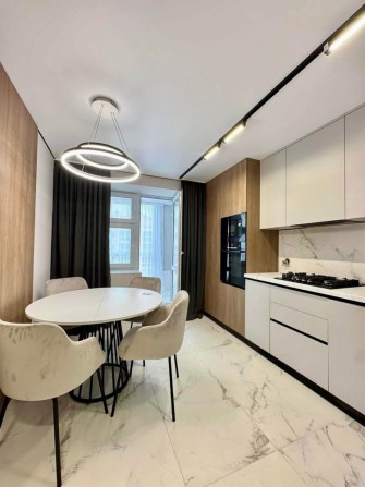 Продається 1 кімнатна квартира на пров. Тарнавського - фото 1