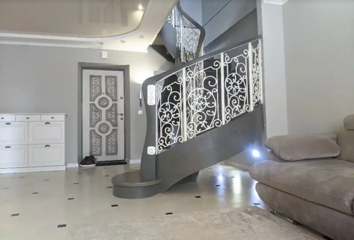 Продаж 5к квартири 140 кв. м на Вишневецкого Дмитрия вулиця - фото 1