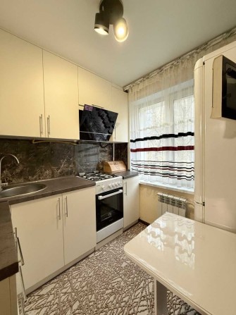 Продаж 1-кімнатної квартири по вул. Герасима Кондратьєва(Кірова) - фото 1