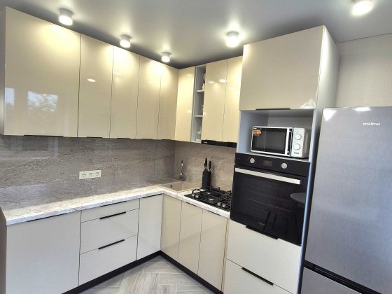 √ 2 кімнатна МРІЯ біля Покровського собору Ровно