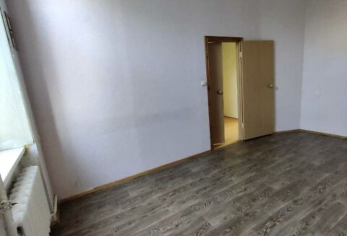 Продається 2-кімнатна квартира в центрі. Торг - фото 1