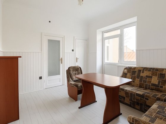 Продаж 2-кім квартири Театральна площа! Черновцы