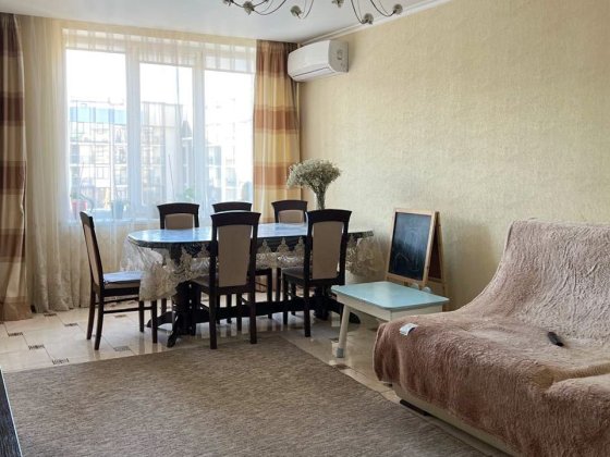 СМ 5 кім. пентхаус з ремонтом на вул. Чорноморській 4 в Чернівцях Чернівці