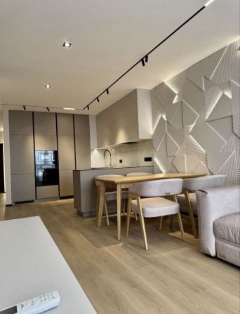 Продаж 2-к новобудови в ценрі міста - фото 1