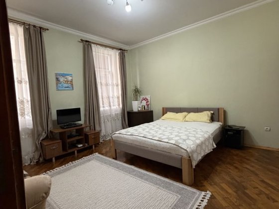 Продаж 2-х кімнатноі квартири Черновцы