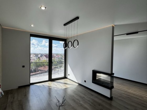 Продаж 3-кімнатної квартири в ЖК Парк Ленд Ужгород