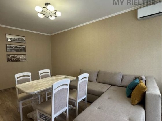 Продаж однокімнатної квартири по вул. Кошицька Ужгород