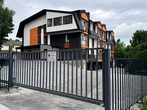 Продам 2 кімнатну квартиру в клубному будинку, в районі Марлен!!! Ровно