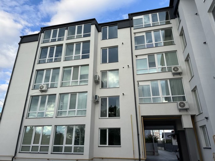 Продаж 2-к квартири в новобудові - фото 1