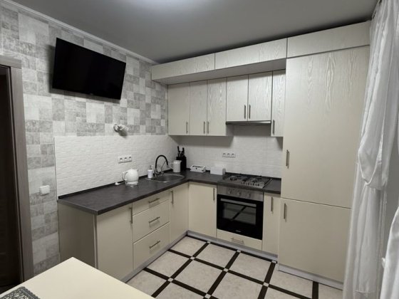 2к! квартира, Боженко, 4/9 поверх, 65 м2, євроремонт, з КОТЛОМ! Полтава