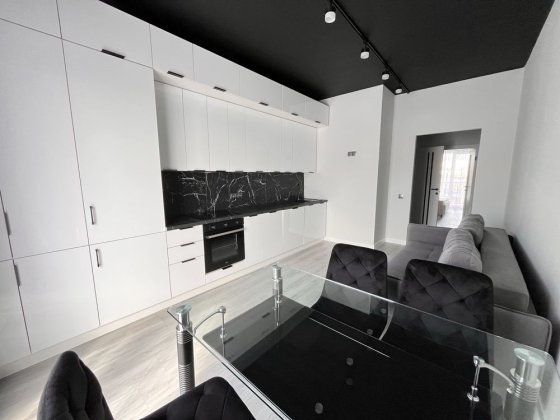 Продаж просторої 1,5 кімнатної квартири Ужгород