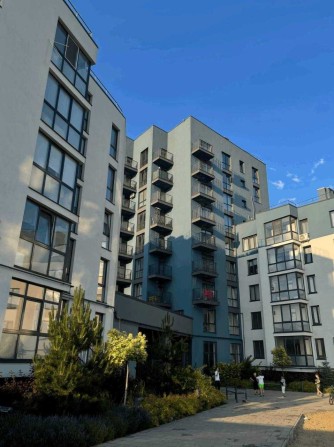 Продам двокімнатну квартиру в новобудові - фото 1