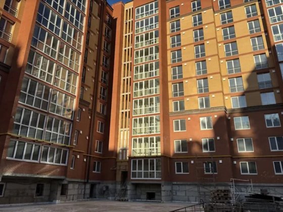 Продаж просторої 1 кім. квартири 47 м.кв по вул. Тролейбусна Тернополь