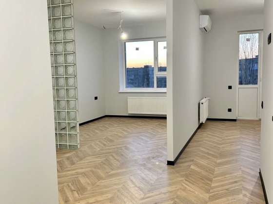 √ 1 кімнатна квартира з неймовірним заходом сонця Ровно