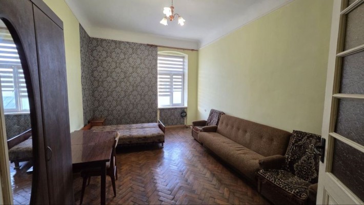 Продається 1-кімнатна квартира в центрі міста - фото 1