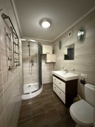 Затишна 1-кімнатна на Подолі з ремонтом та меблями - фото 1