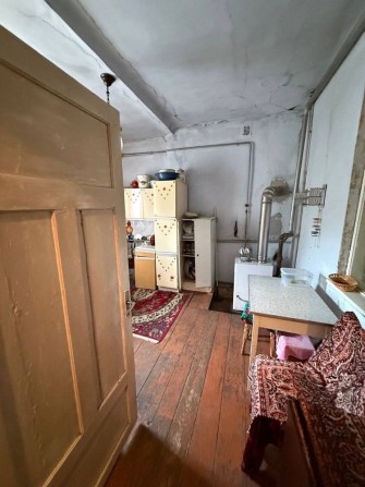 Продається 2-кімнатна квартира з власною прибудинковою територією - фото 1