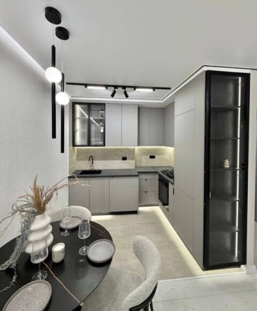 Продається 2 кімнатна квартира по вул. Смакули - фото 1